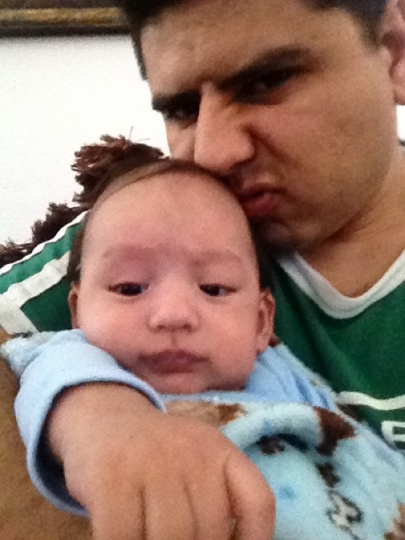Diagho Cantandole a mami